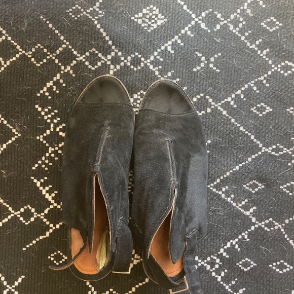 Black suede Frye mules size 10 - Picture 5 of 5